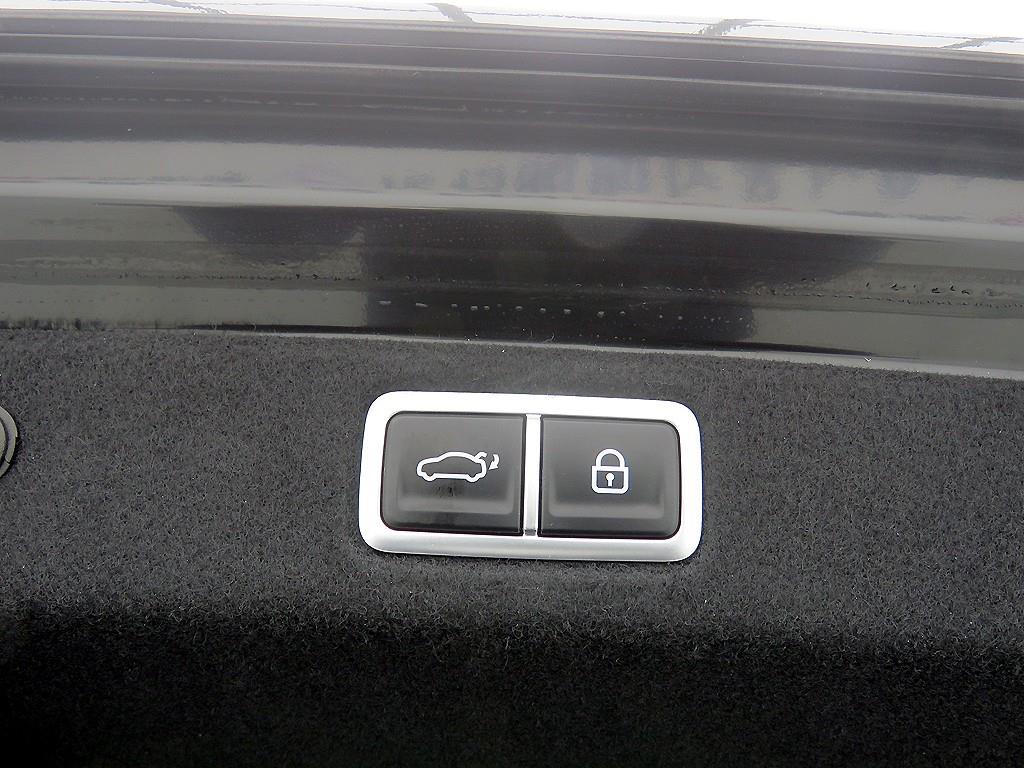 HYUNDAI Grandeur - Vista 5