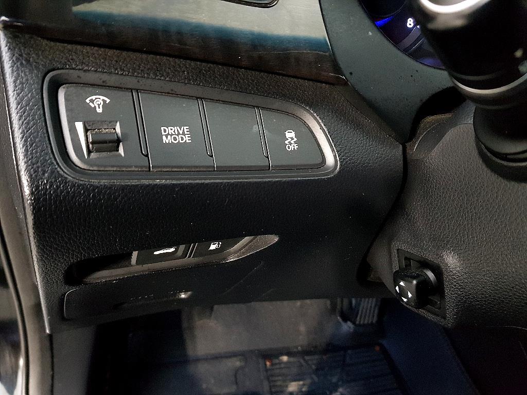 HYUNDAI Grandeur - Vista 11