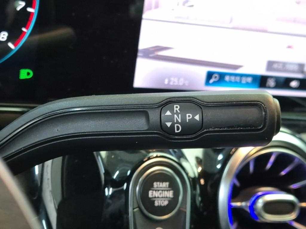 Mercedes Benz GLA Class - Vista 8