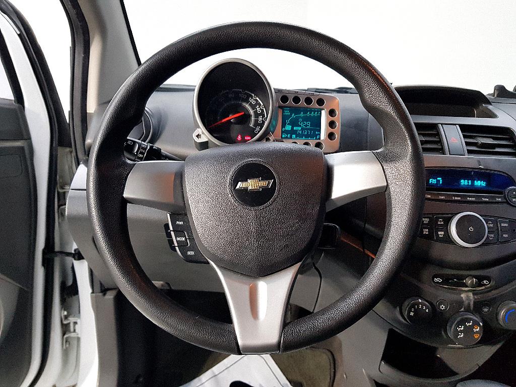 Chevrolet Spark - Vista 12