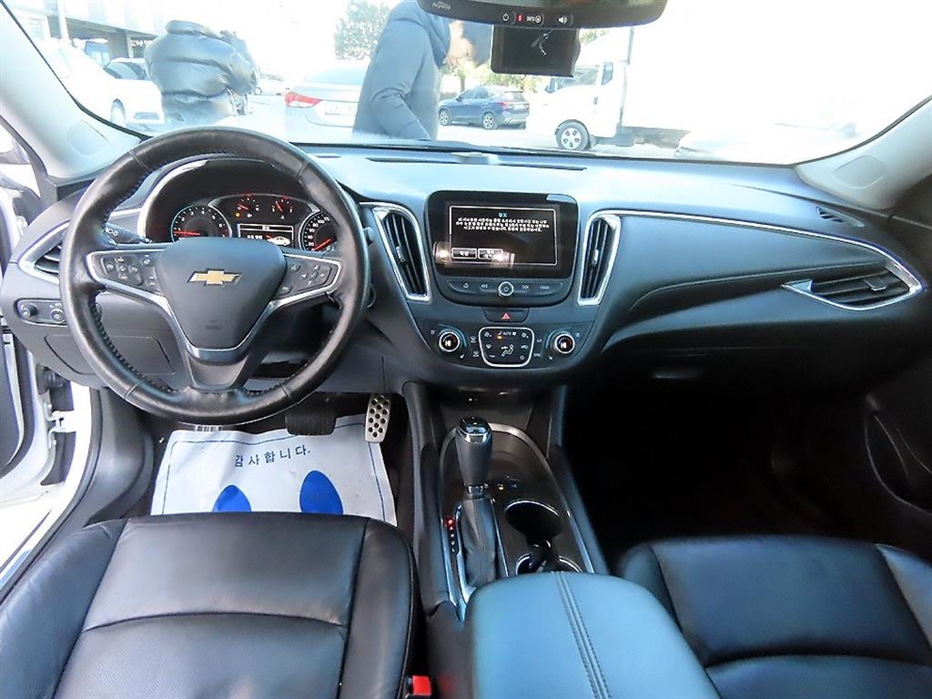 Chevrolet Malibu - Vista 7