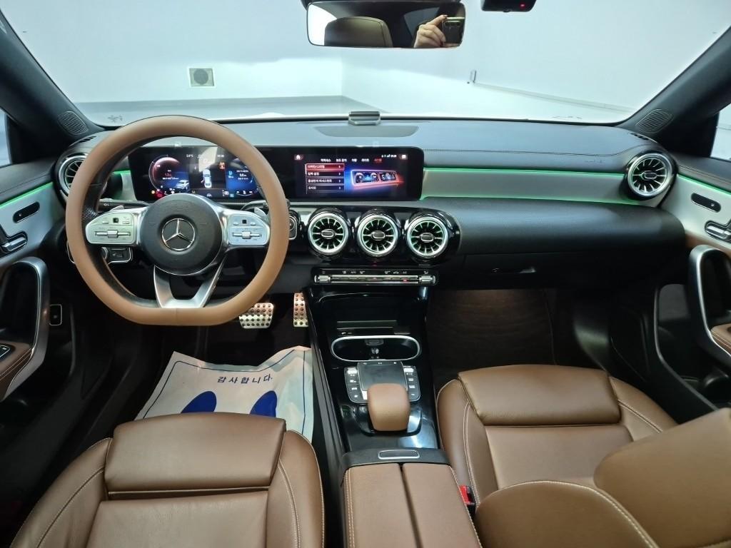 Mercedes Benz CLA Class - Vista 7