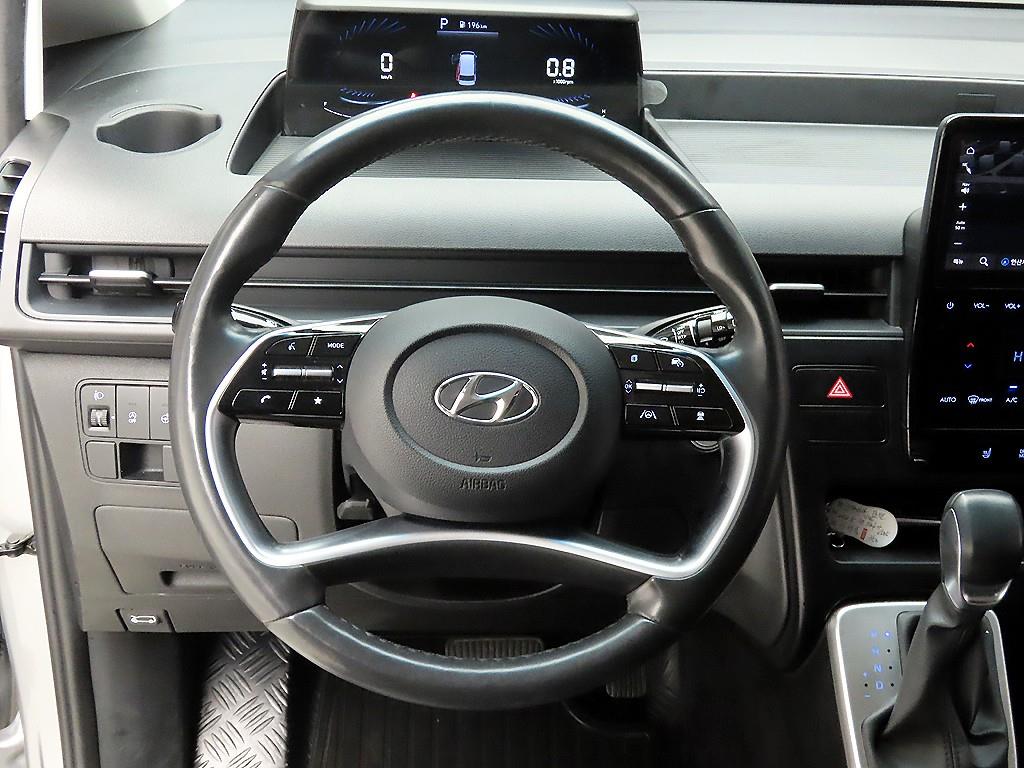 HYUNDAI Staria - Vista 7