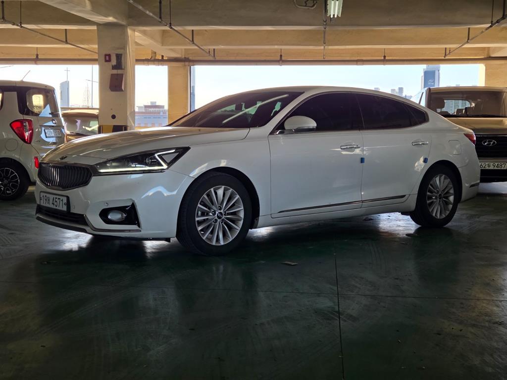 KIA K7 2018 Blanco - Importación desde Corea - HF Imports Iquique - Foto 1