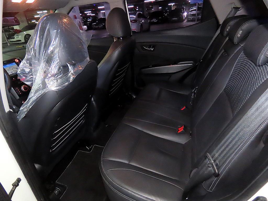 Ssangyong Tivoli - Vista 7