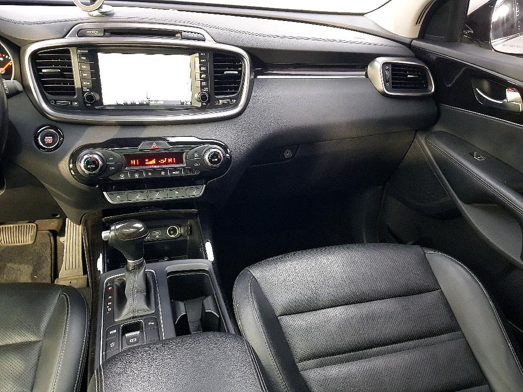 KIA Sorento - Vista 10