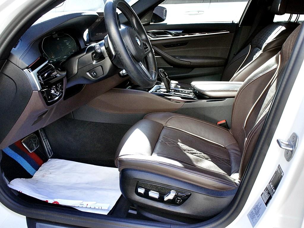 BMW 5 Series - Vista 5