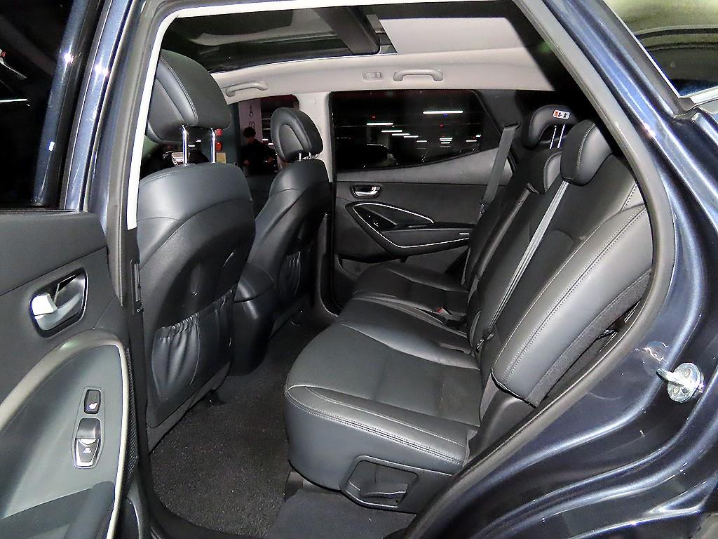 HYUNDAI Santa Fe - Vista 7