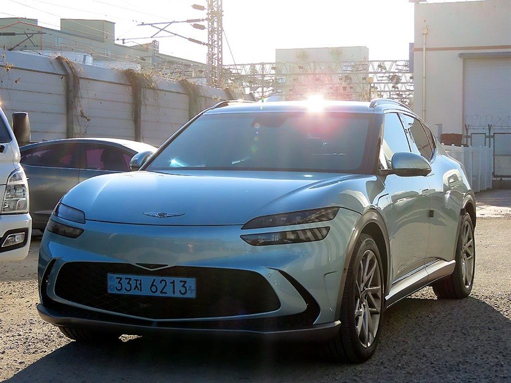 Genesis GV60 - Vista 2