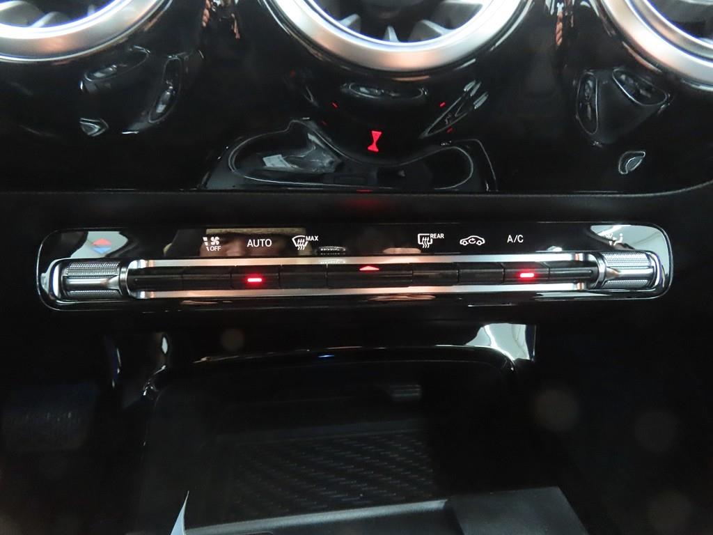 Mercedes Benz A Class - Vista 12