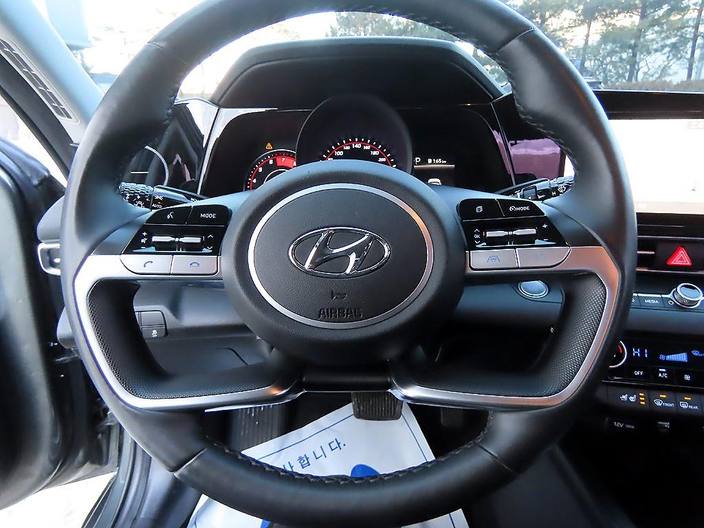 HYUNDAI Avante - Vista 8