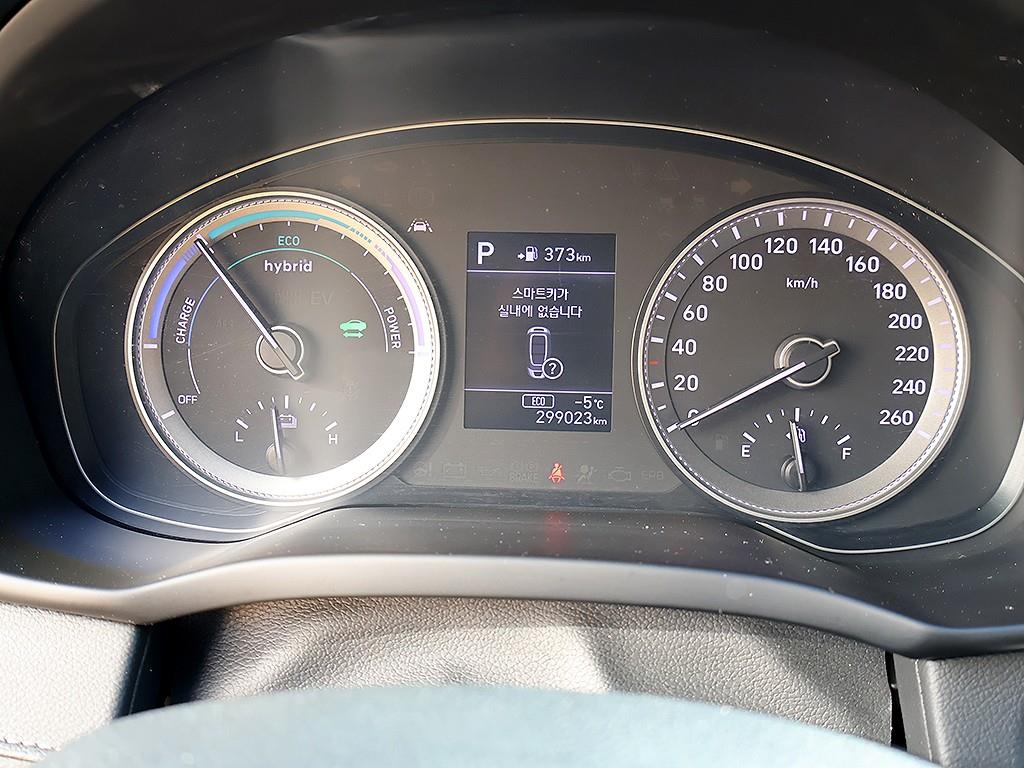 HYUNDAI Grandeur - Vista 11