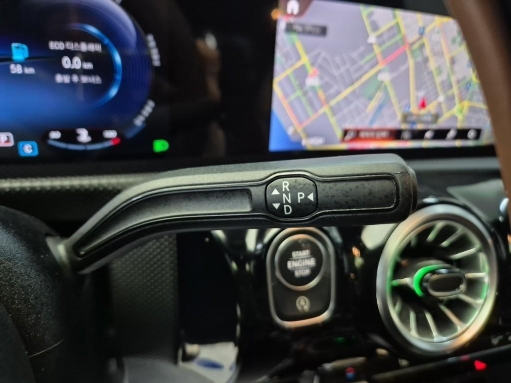 Mercedes Benz CLA Class - Vista 8