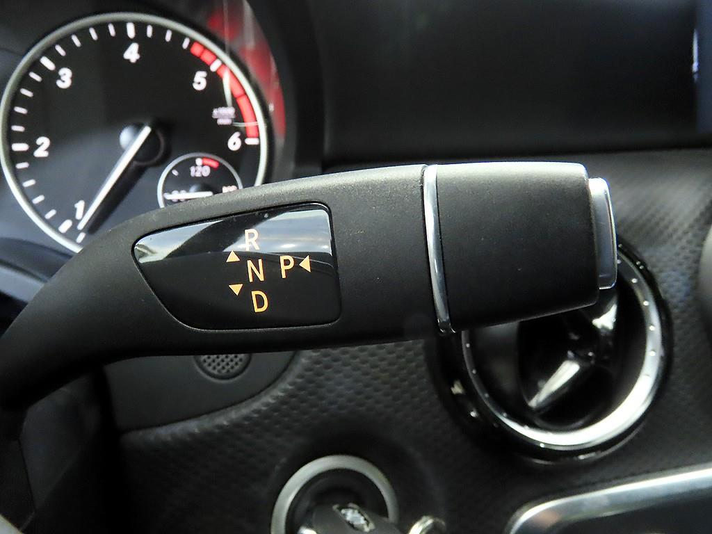 Mercedes Benz A Class - Vista 12