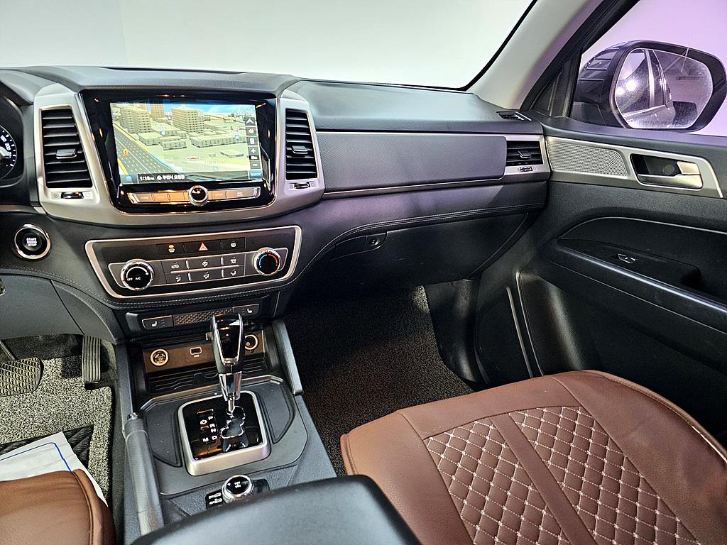 Ssangyong Rexton - Vista 10