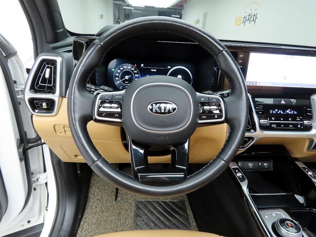 KIA Sorento - Vista 8