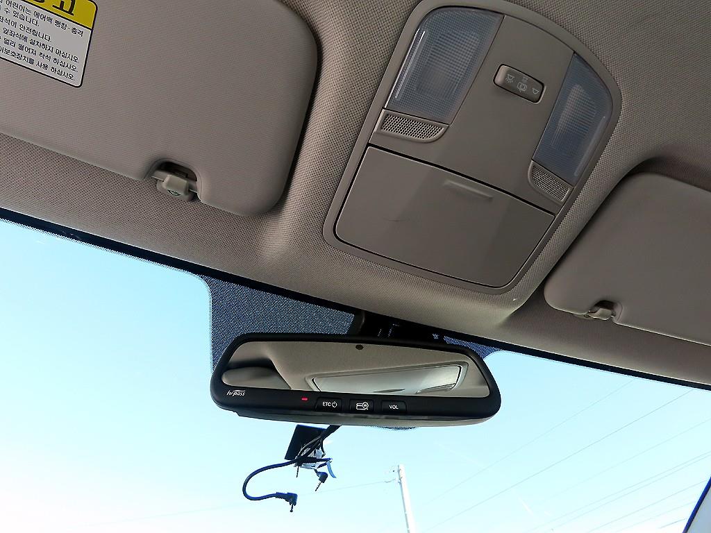 HYUNDAI Avante 2018 Blanco - Importación desde Corea - HF Imports Iquique - Foto 16