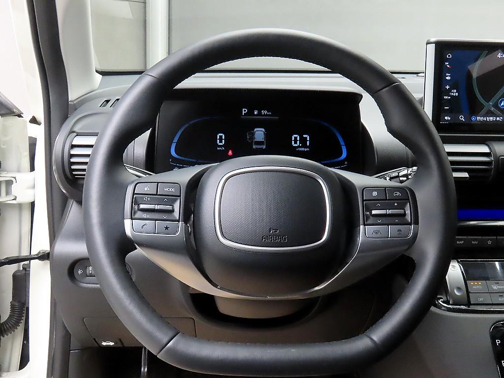 HYUNDAI Casper - Vista 9