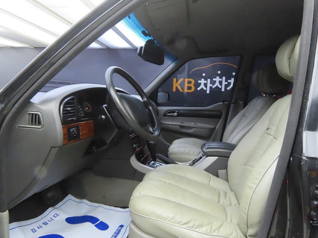 Ssangyong Musso - Vista 5