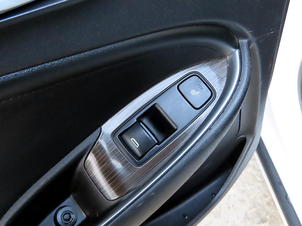 Chevrolet Malibu 2017 Blanco - Importación desde Corea - HF Imports Iquique - Foto 17