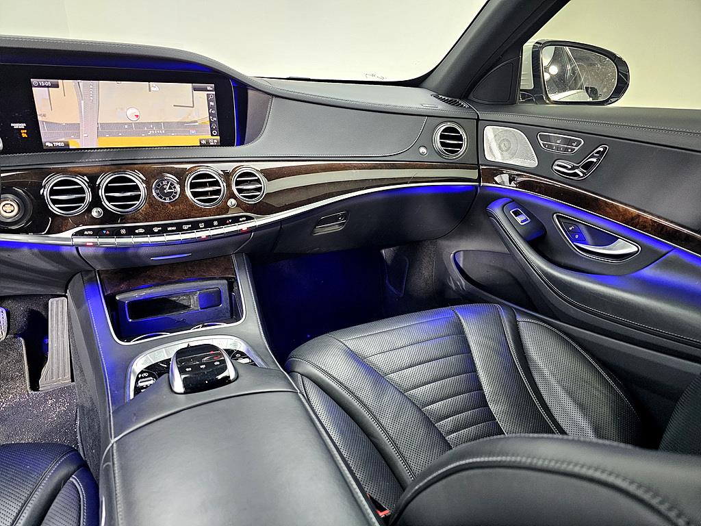 Mercedes Benz S Class - Vista 10