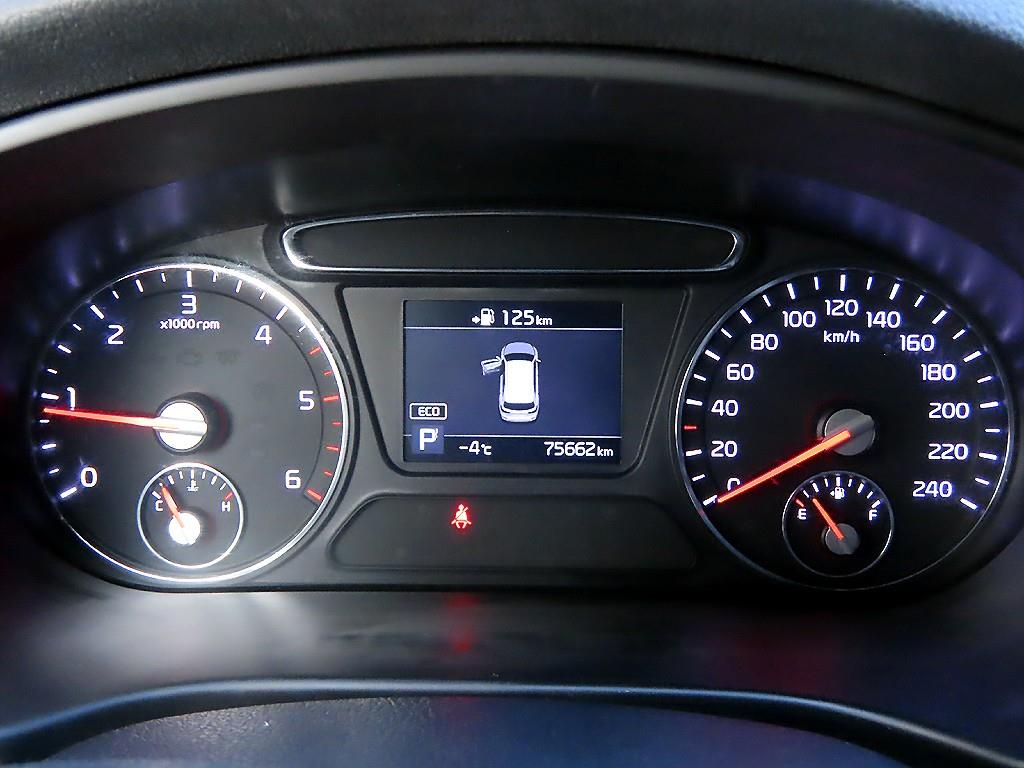 KIA Sorento - Vista 9