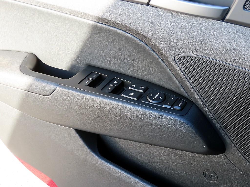 HYUNDAI Avante - Vista 11