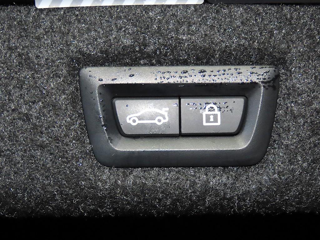 BMW 5 Series 2023 Negro - Importación desde Corea - HF Imports Iquique - Foto 16