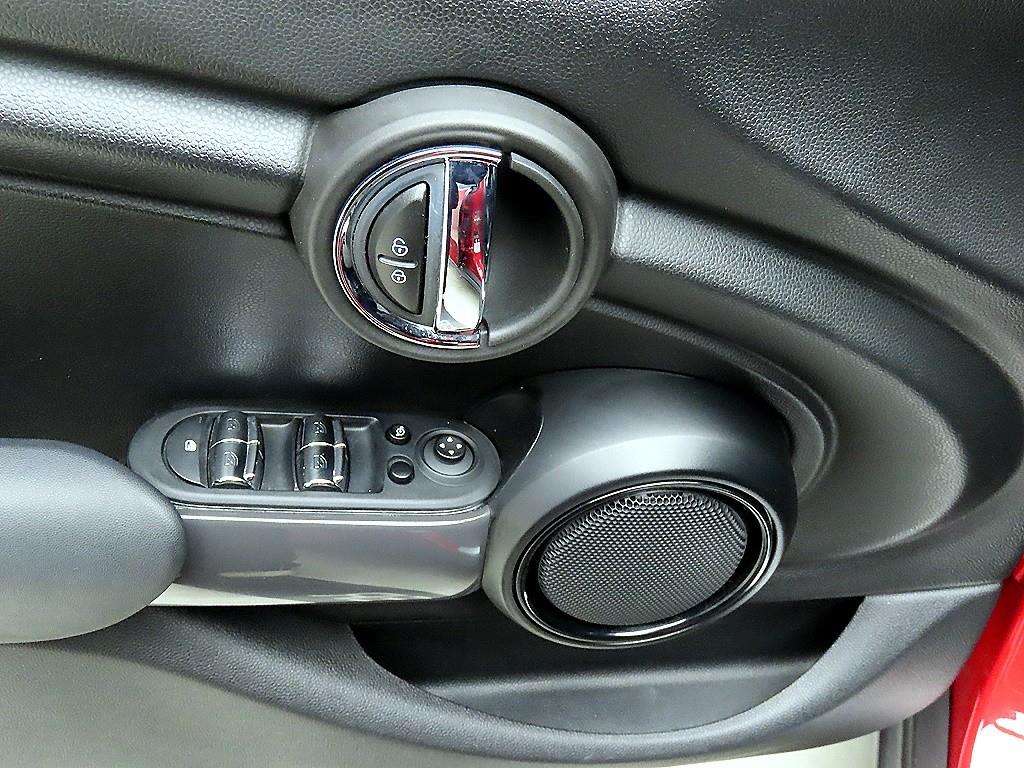 Mini Cooper - Vista 11