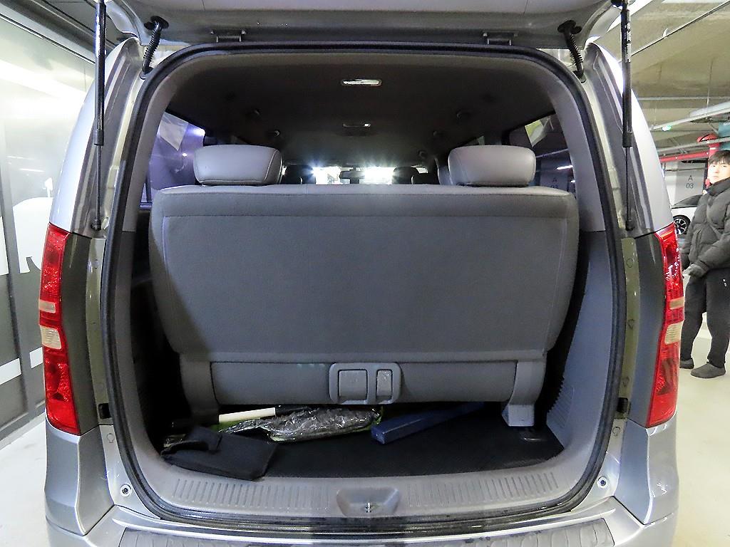 HYUNDAI Starex 2014 Gris - Importación desde Corea - HF Imports Iquique - Foto 17