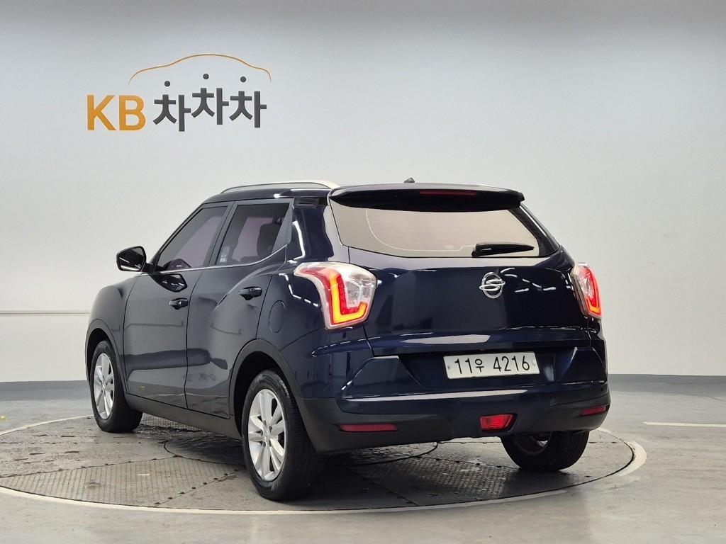 Ssangyong Tivoli - Vista 2