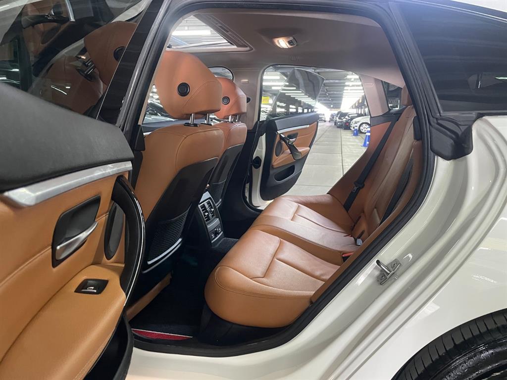 BMW 4 Series - Vista 8