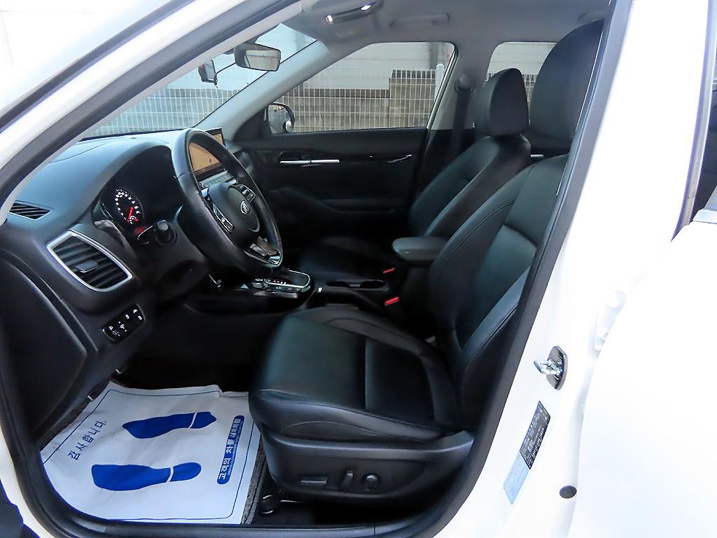 KIA Seltos - Vista 5