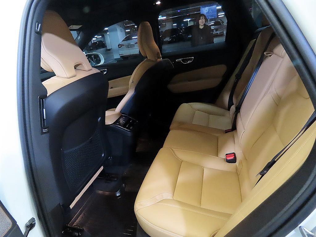 Volvo XC60 - Vista 7