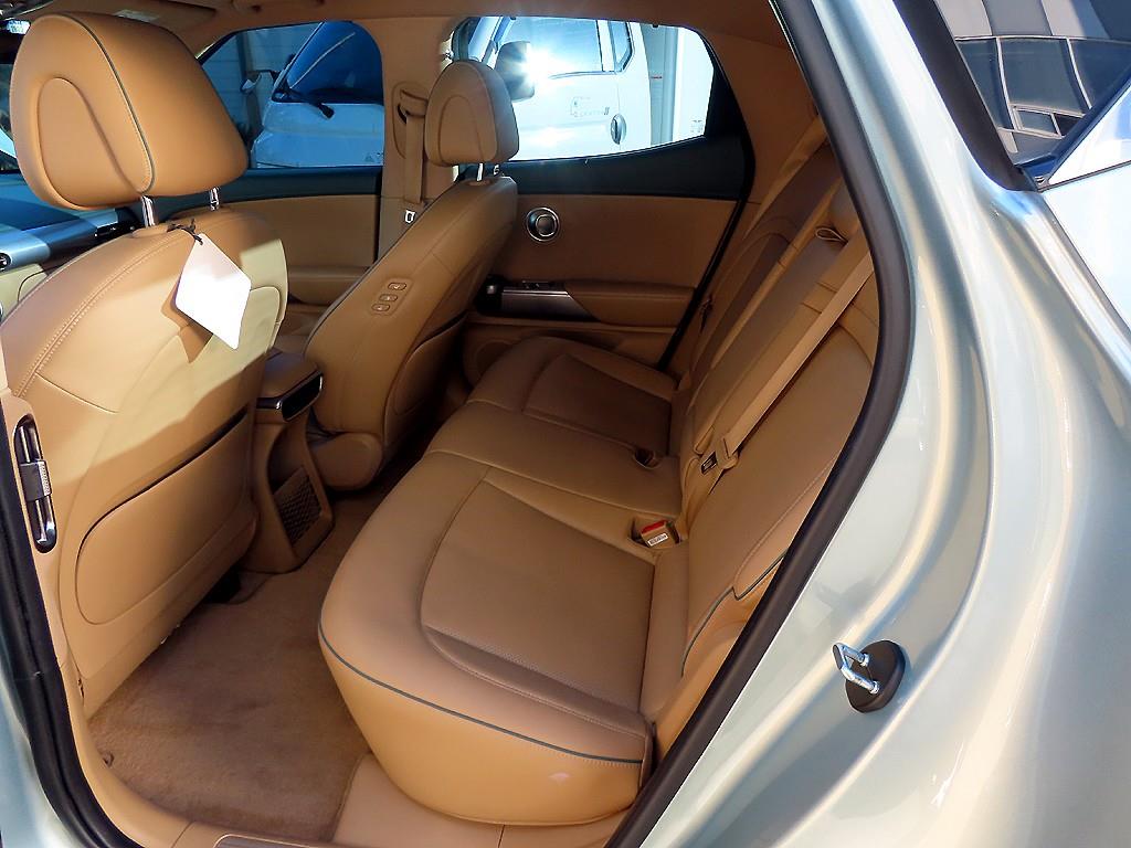 Genesis GV60 - Vista 6