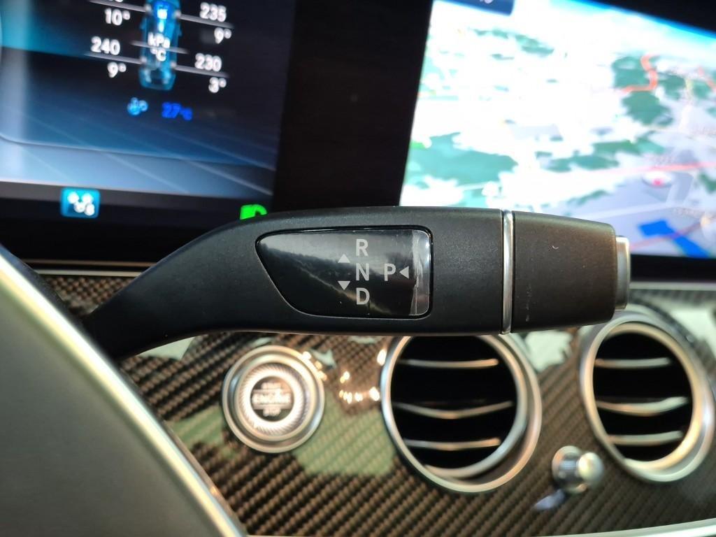 Mercedes Benz E class - Vista 8