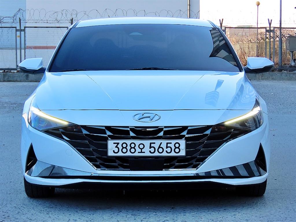 HYUNDAI Avante 2021 Blanco - Importación desde Corea - HF Imports Iquique - Foto 1