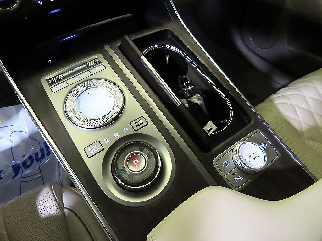 Genesis GV80 - Vista 12