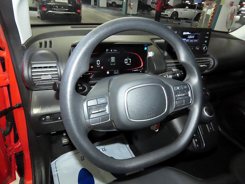 HYUNDAI Casper - Vista 8