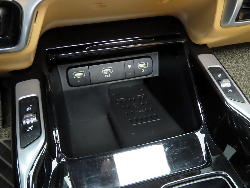 KIA Sorento - Vista 12