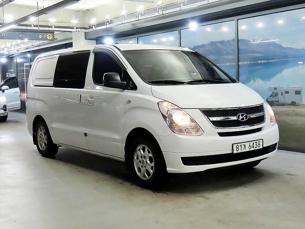 HYUNDAI Starex 2012 Blanco - Importación desde Corea - HF Imports Iquique - Foto 1