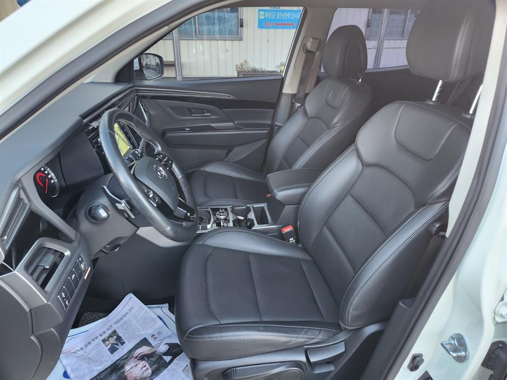 Ssangyong Korando - Vista 9