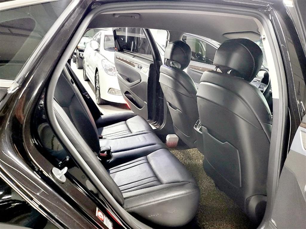 Genesis G80 - Vista 11