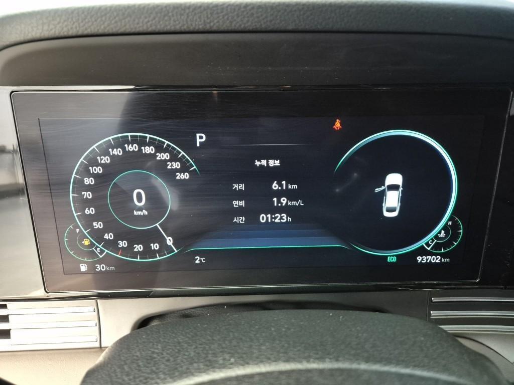 HYUNDAI Grandeur - Vista 6