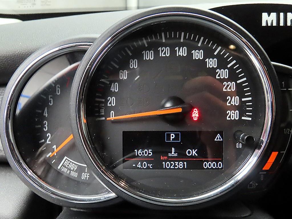 Mini Cooper - Vista 8