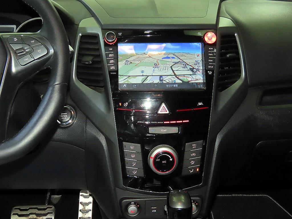 Ssangyong Tivoli - Vista 11