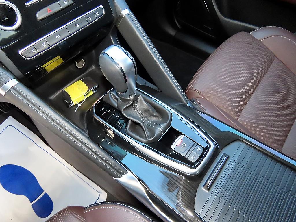 SAMSUNG QM6 - Vista 10