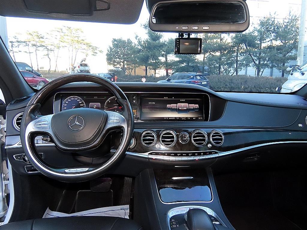 Mercedes Benz S Class - Vista 7