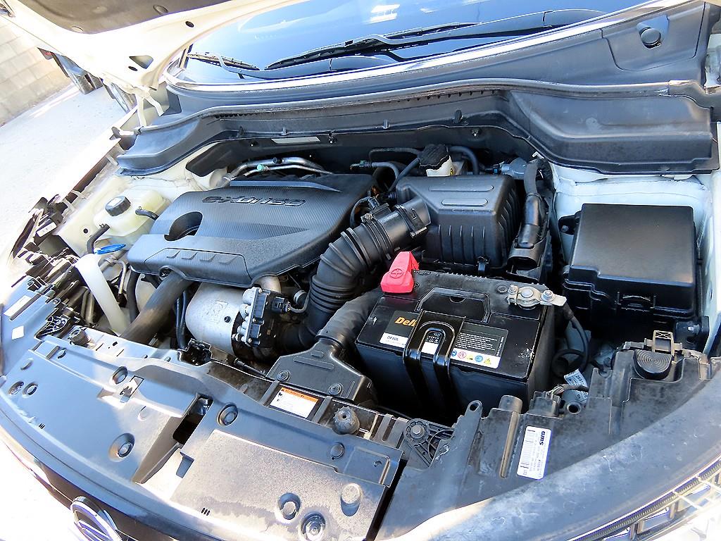 Ssangyong Tivoli 2017 Blanco - Importación desde Corea - HF Imports Iquique - Foto 19