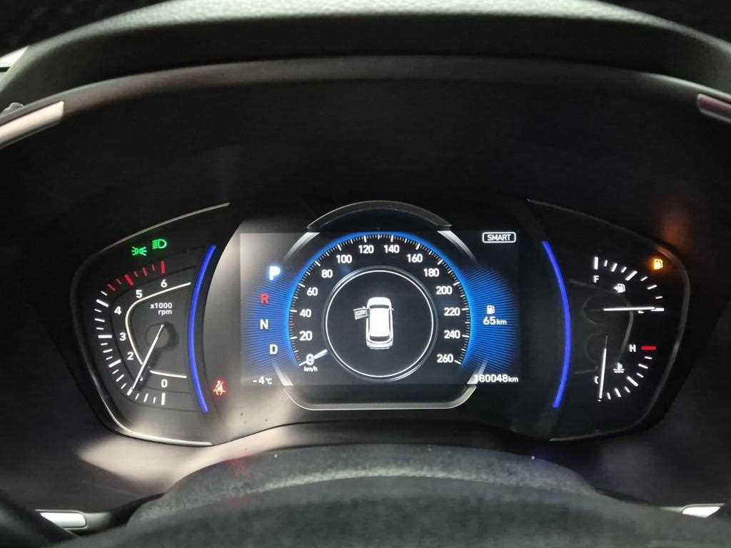 HYUNDAI Santa Fe - Vista 6